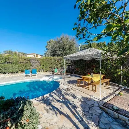 펜션 Boulouris-sur-mer Sleeps 8 Pool Wifi 불루리스-쉬르-메르